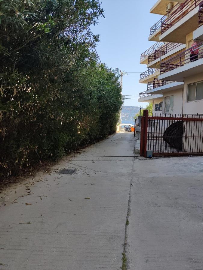 Seaview Apartment Porto Rafti Exterior photo